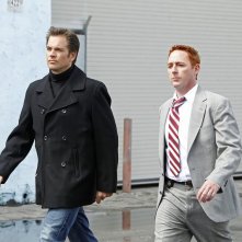 DiNozzo (Michael Weatherly) e l'ex partner Donny Price (Scott Grimes) nell'episodio Baltimore di NCIS