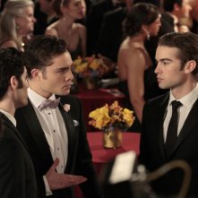 Penn Badgley, Ed Westwick, Chace Crawford nell'episodio The Wrong Kiss Goodnight di Gossip Girl