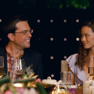 Ed Helms e Jamie Chung in Una notte da leoni 2