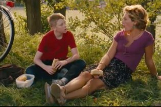 Il ragazzo con la bicicletta - Clip 'L'invito al barbecue'