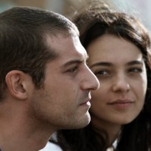 Maurizio Tesei con Ughetta D'Onorascenzo in un'intensa immagine del film Et in terra pax