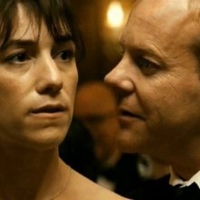 Charlotte Gainsbourg e Kiefer Sutherland in una scena di Melancholia, di Lars Von Trier.