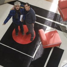 Pedro Almodovar e Antonio Banderas ripresi dall'alto, sul set di La Piel que Habito