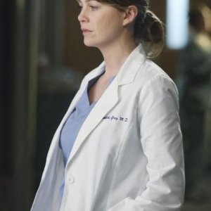 Ellen Pompeo nell'episodio Golden Hour di Grey's Anatomy
