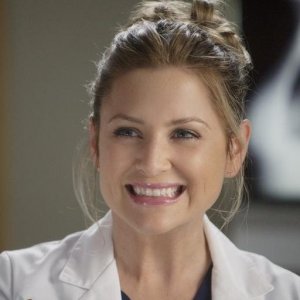 Jessica Capshaw nell'episodio Don't Deceive Me (Please Don't Go) di Grey's Anatomy