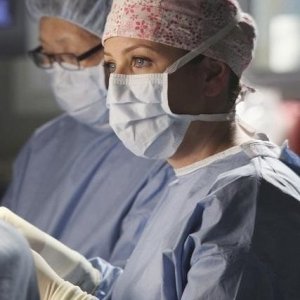 Jessica Capshaw nell'episodio Start Me Up di Grey's Anatomy