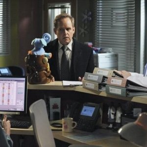 Peter MacNicol e Sarah Drew nell'episodio Not Responsible di Grey's Anatomy