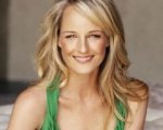 Helen Hunt cavalca l'onda