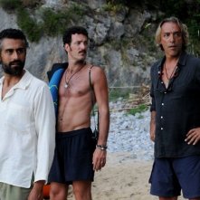 Paolo Mazzarelli e David Coco con Luca Ward in una scena del film Nauta