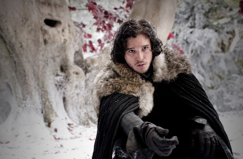 Kit Harington: "Mi addormento ancora ascoltando Harry Potter, la serie è un'idea geniale"