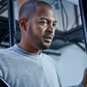Noel Clarke in una prima immagine di Screwed