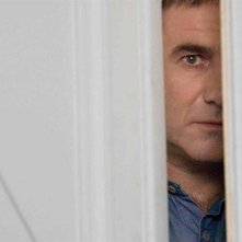 Sergi López in un'intensa immagine dal film Rendez-vous avec un ange