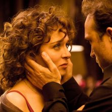 Valeria Golino con Vincent Perez nel film Un baiser papillon