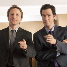 Mark-Paul Gosselaar e Breckin Meyer in una immagine promozionale di Franklin & Bash