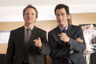 Mark-Paul Gosselaar e Breckin Meyer in una immagine promozionale di Franklin & Bash