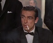 Sean Connery in una scena di Agente 007, licenza di uccidere