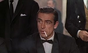 Sean Connery in una scena di Agente 007, licenza di uccidere