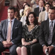 David James Elliott, Mark Deklin e Miriam Shor in una scena del pilot di Good Christian Belles