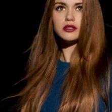 Holland Roden Posa Per Una Foto Promozionale Per La Serie Teen Wolf 205614