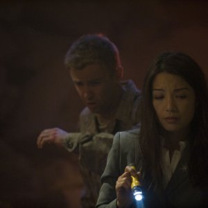 Ming-Na e Morgan David Jones nell'episodio Alliances di Stargate Universe