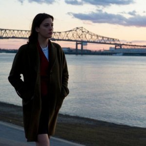 Liv Tyler in una sequenza di The Ledge