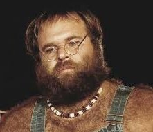 Mario Pedone è l'irsuto e puzzolente (ma 'affascinante') Franchino in Fantozzi subisce ancora