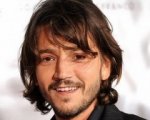 Diego Luna in Elysium