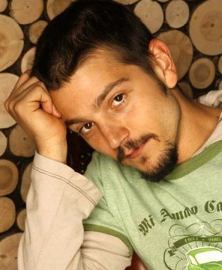 L'attore messicano Diego Luna