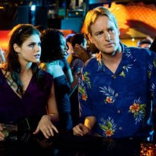 Owen Wilson con Alexandra Daddario nel film Hall Pass
