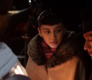 Angelababy con Andy Lau in una scena di The Founding of a Party