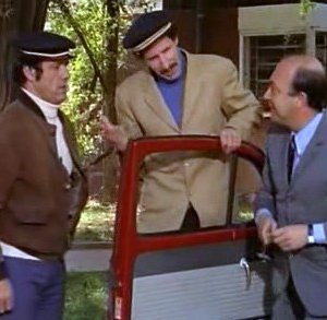 Nello Appodia con Franco e Ciccio in I due assi del guantone