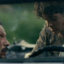 Nick Damici e Connor Paolo in Stake Land