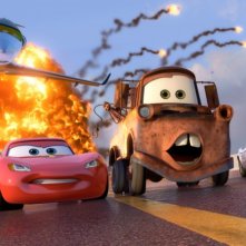 Lighting McQueen, Mater e Finn McMissile nel film Cars 2