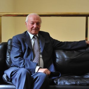 Il giornalista Piero Angela presenta Superquark