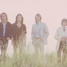 Robby Krieger, Jim Morrison, Ray Manzarek e John Densmore nel film When You're Strange