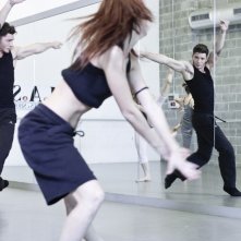 Stefano De Martino durante le prove al MAS con altri ballerini