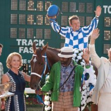 Un vittorioso Kevin Connelly con Diane Lane e John Malkovich in Secretariat