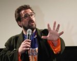 Kevin Smith: basta film, meglio gli zombie-show
