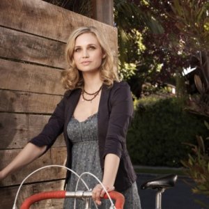 Un'immagine di Fiona Gubelmann in Wilfred