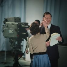 Dominic West nell'episodio 'Pilot' di The Hour