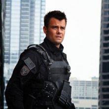 Josh Duhamel in una scena del film Transformers: The Dark of the Moon