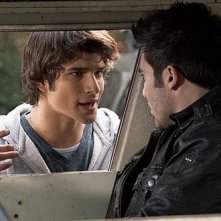 Tyler Hoechlin e Tyler Posey nell'episodio 'Magic Bullet' di Teen Wolf