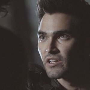 Tyler Hoechlin nell'episodio 'Wolf Moon' di Teen Wolf