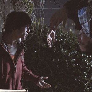 Tyler Posey e Dylan O'Brien nell'episodio 'Wolf Moon' di Teen Wolf stagione uno