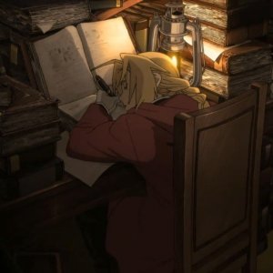 Fullmetal Alchemist: Milos no Sei-Naru Hoshi: Edward dorme tra i libri