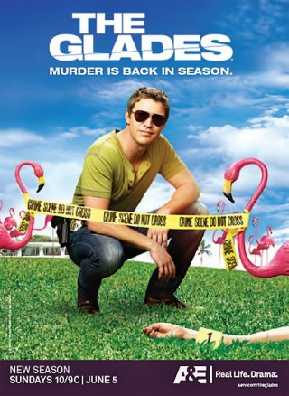 Un poster della stagione 2 di The Glades