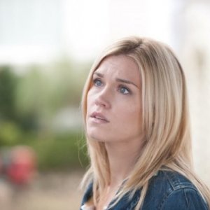 Emily Rose nell'episodio 'Love Machine' di Haven