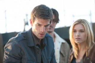 Emily Rose e Lucas Bryant nell'episodio 'Fear & Loathing' di Haven