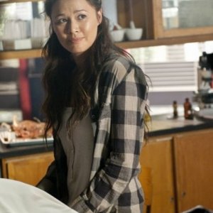 Moon Bloodgood in una immagine dall'episodio Grace della serie Falling Skies