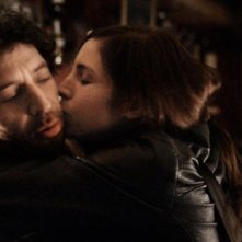 Anne Azoulay con Eric Elmosnino nel film Léa